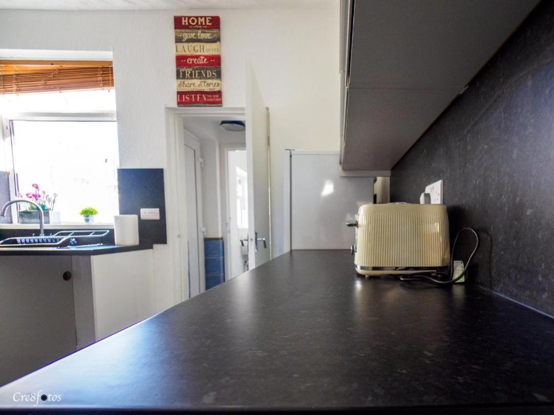 12 Cornwallis Lodge Family Room 2 Stoke-on-Trent Exteriér fotografie