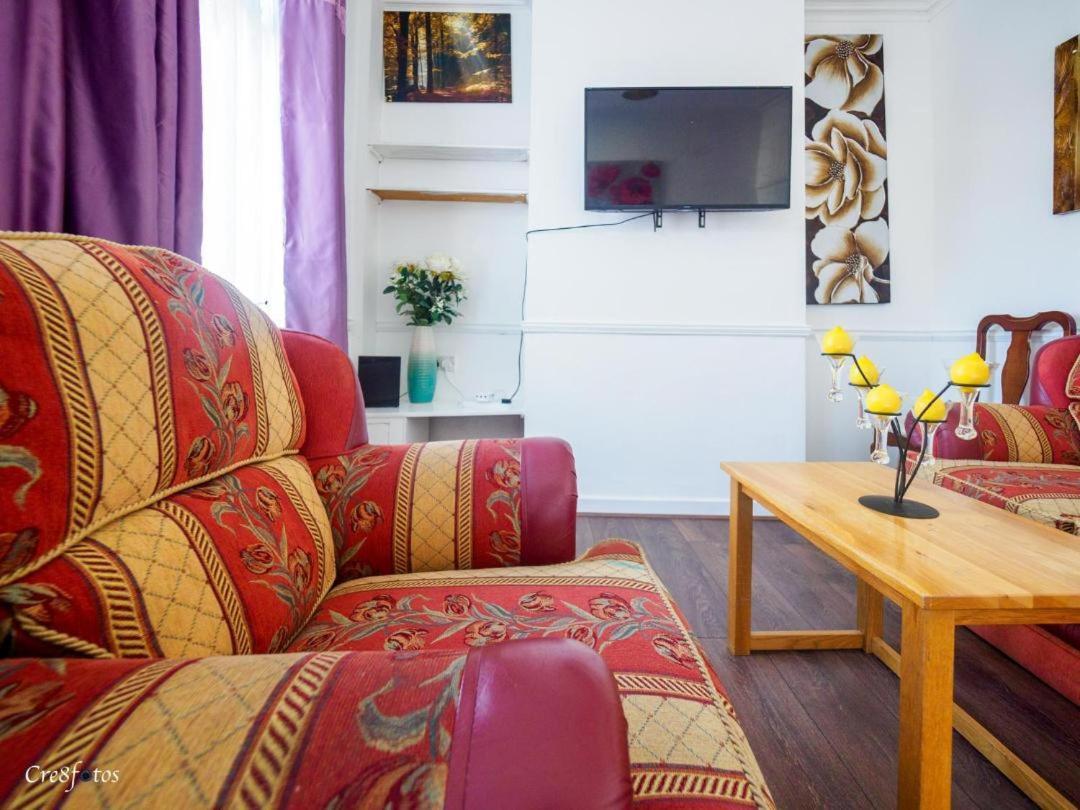 12 Cornwallis Lodge Family Room 2 Stoke-on-Trent Exteriér fotografie