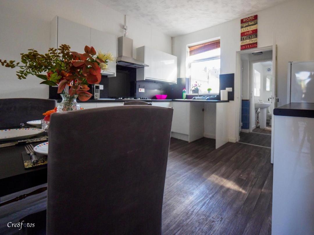 12 Cornwallis Lodge Family Room 2 Stoke-on-Trent Exteriér fotografie